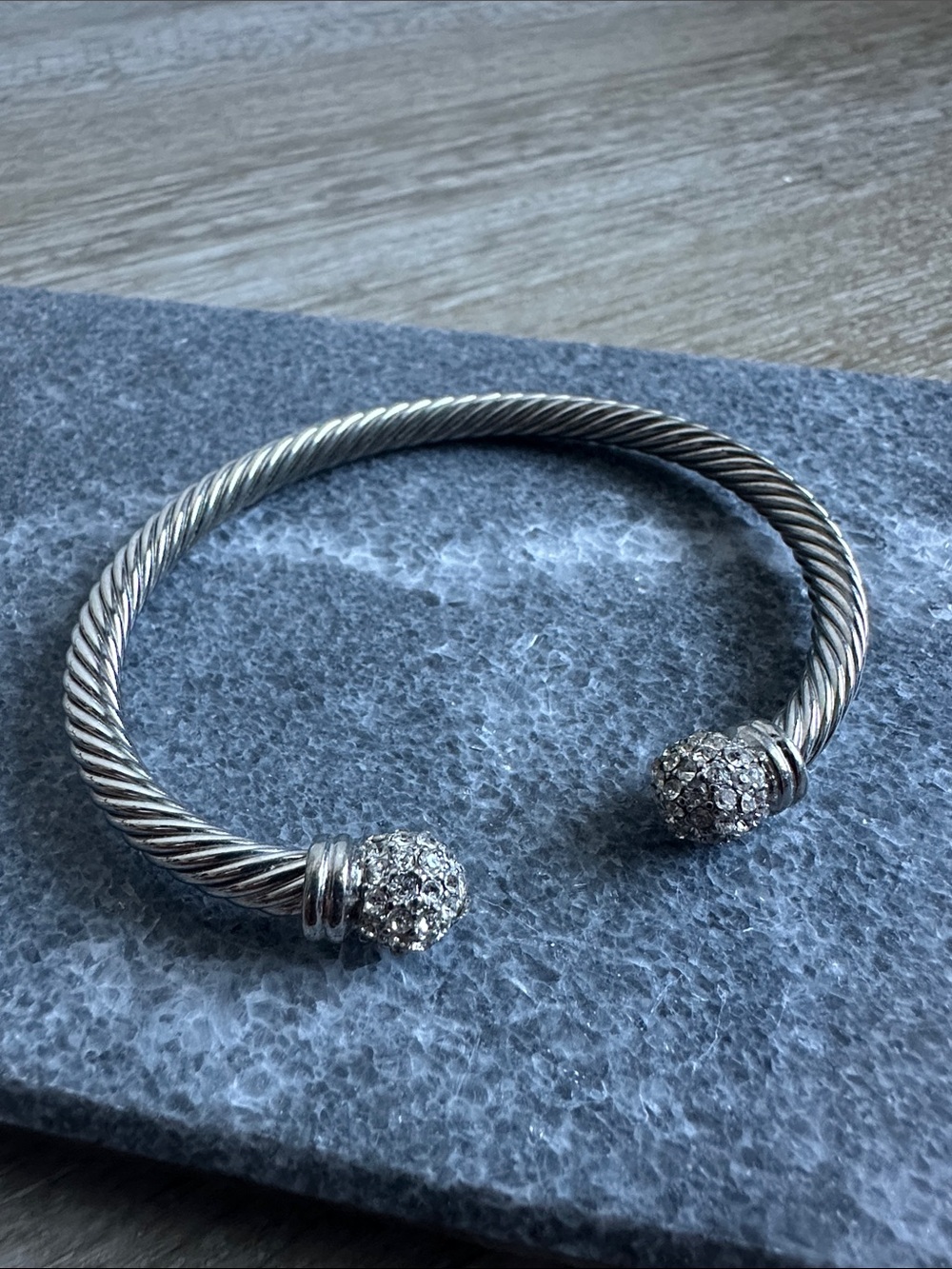 Silver bangle - Picture 3 of 6
